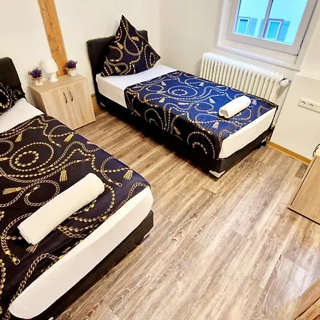 Zur Schoenen Lau- Monteurzimmer Blaubeuren