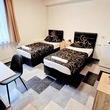 Zur Schoenen Lau- Monteurzimmer Blaubeuren