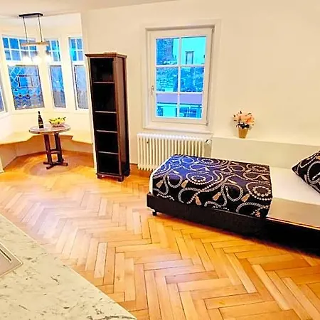 Otel Zur Schoenen Lau- Monteurzimmer