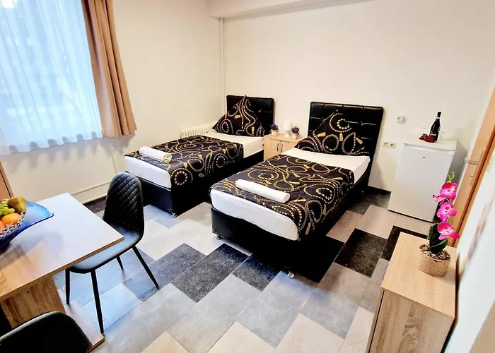 Zur Schoenen Lau- Monteurzimmer Blaubeuren